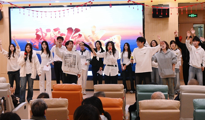 青春暖夕陽(yáng) 我校大學(xué)生志愿者走進(jìn)養(yǎng)老院開展志愿服務(wù)與教育咨詢活動(dòng)